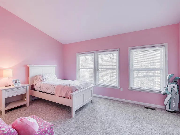216 Roundhouse Ct — Photo 20
