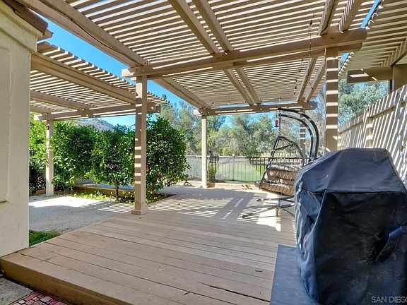 3rd image of 29414 Circle R Greens Dr