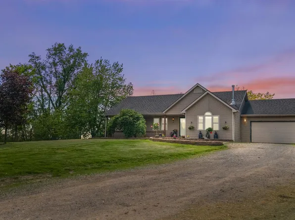 2105 S West Fox Lake Rd, Angola, IN 46703