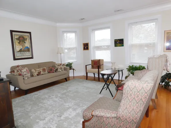 1817 Monroe St #3, Evanston, IL 60202