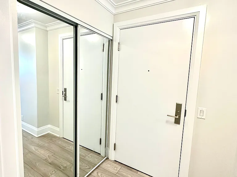 120 Parliament St #1606 — Photo 3