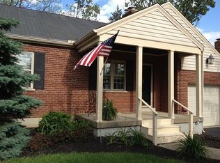 7210 Hosbrook Rd, Cincinnati, OH 45243