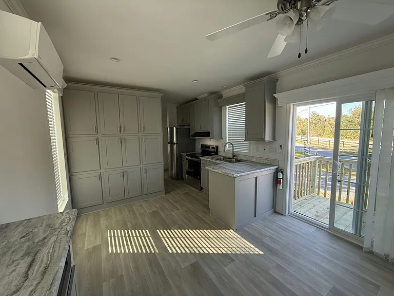 Rails End MH & RV Resort — Photo 8