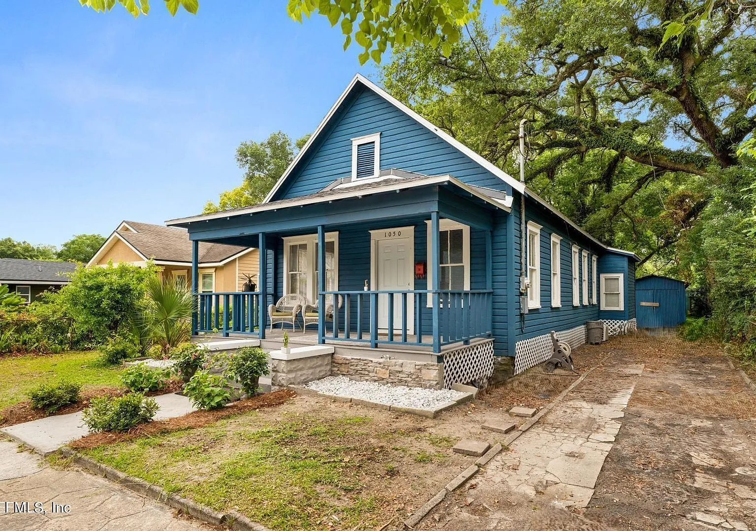 Fully Renovated 3 bedroom 2 bath Home in the Historic District with a New Price reduction! — Photo 1