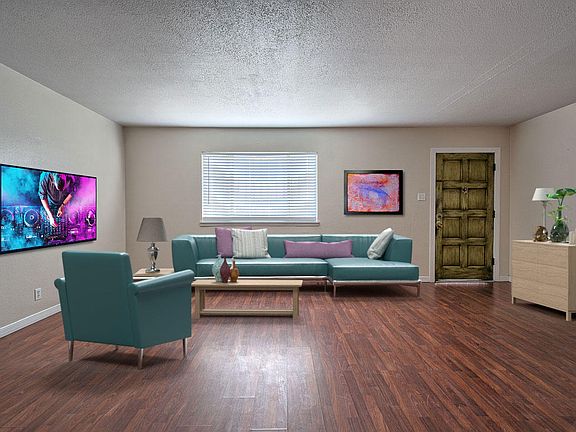 3rd image of 8703 Jade Ln