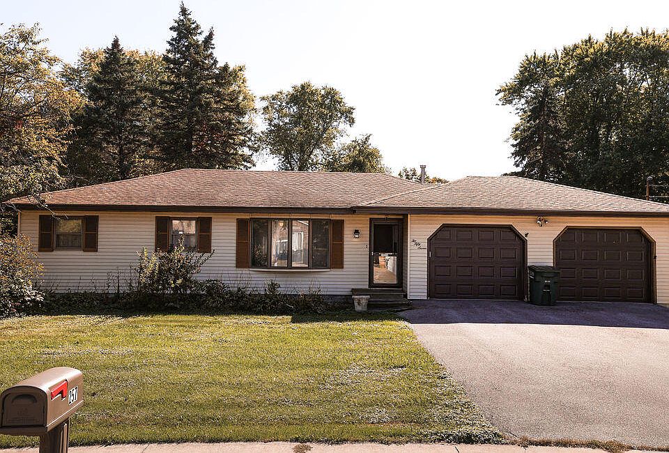 1st image of 257 Green Acres Dr