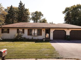 257 Green Acres Dr, Valparaiso, IN 46383