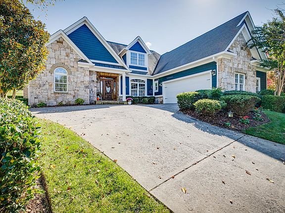 3rd image of 2198 Highland Falls Ct