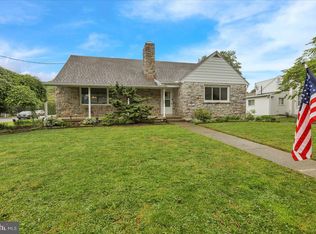 160 W 48th St, Reading, PA 19606