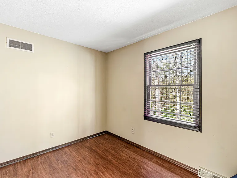 365 Beechwood Dr — Photo 14