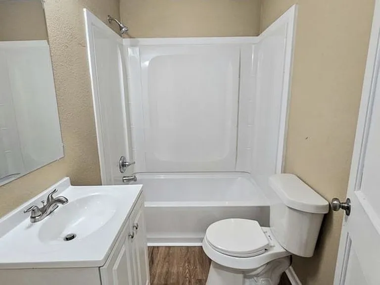 927 K St NW — Photo 8