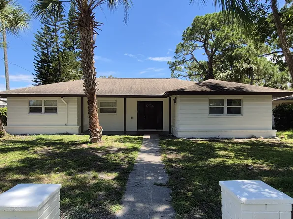 5311 Luna Vista Dr, New Port Richey, FL 34652