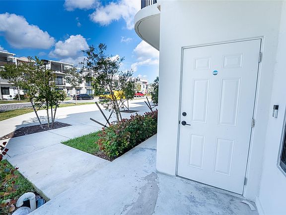 2nd image of 14580 SW 261st St