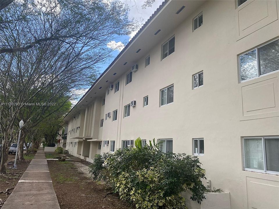 1st image of 1014 Salzedo St APT 109