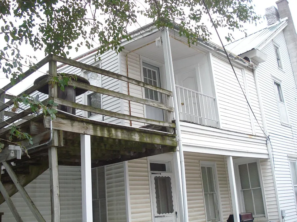 Second Story Apartment