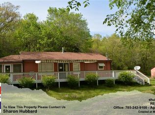 627 E 1450th Rd, Lawrence, KS 66046