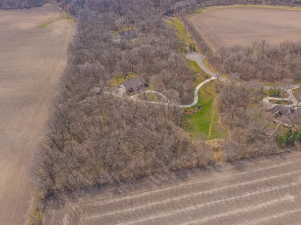 16780 N 1130 East Rd #16, Pontiac, IL 61764