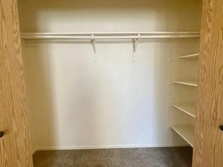 983 S Harmony Dr — Photo 10