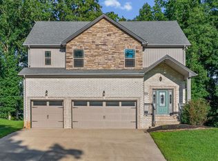 1381 Morning Star Dr, Clarksville, TN 37040