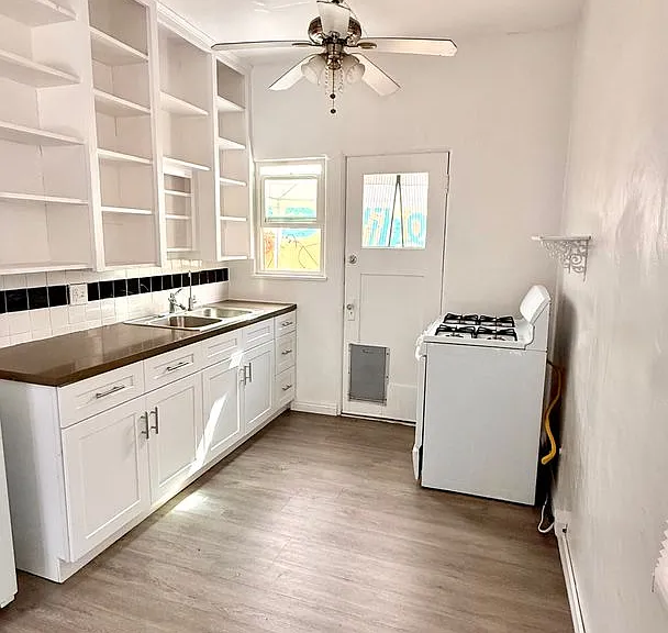 538 N Sycamore Ave — Photo 10