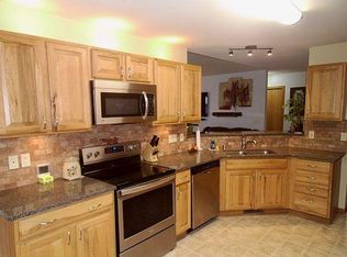 8611 Braun Rd, Racine, WI 53403