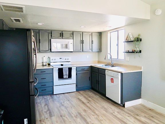 5th image of 6419 W Desert Cove Ave