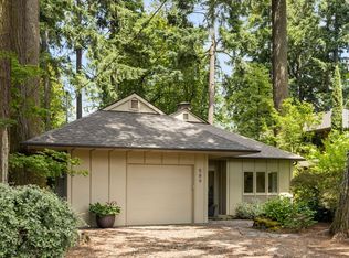 589 Ridgeway Rd, Lake Oswego, OR 97034
