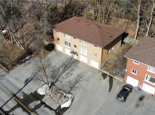 42 Market St, Cambridge, ON N1R 3T2