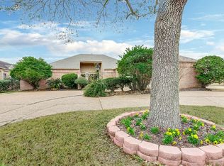 15 Charleston St S, Sugar Land, TX 77478