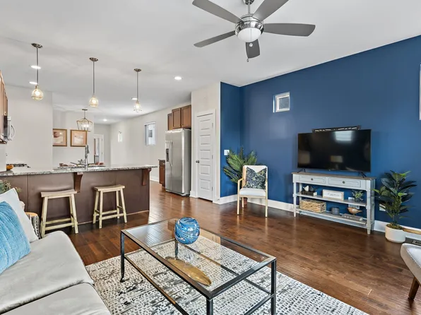 1727B 3rd Ave N, Nashville, TN 37208