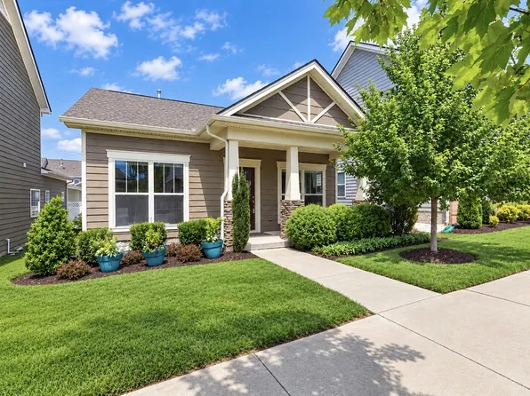 1119 Frewin St, Nolensville, TN 37135