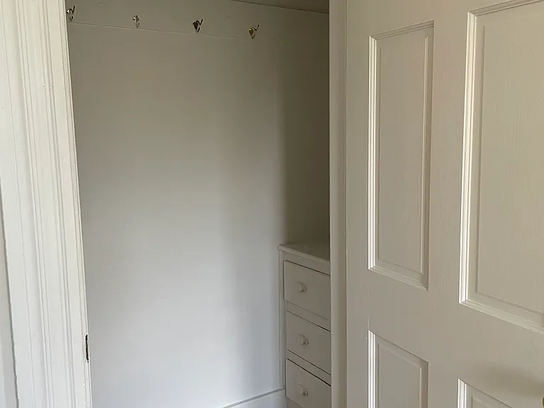 18 Bradbury St — Photo 4