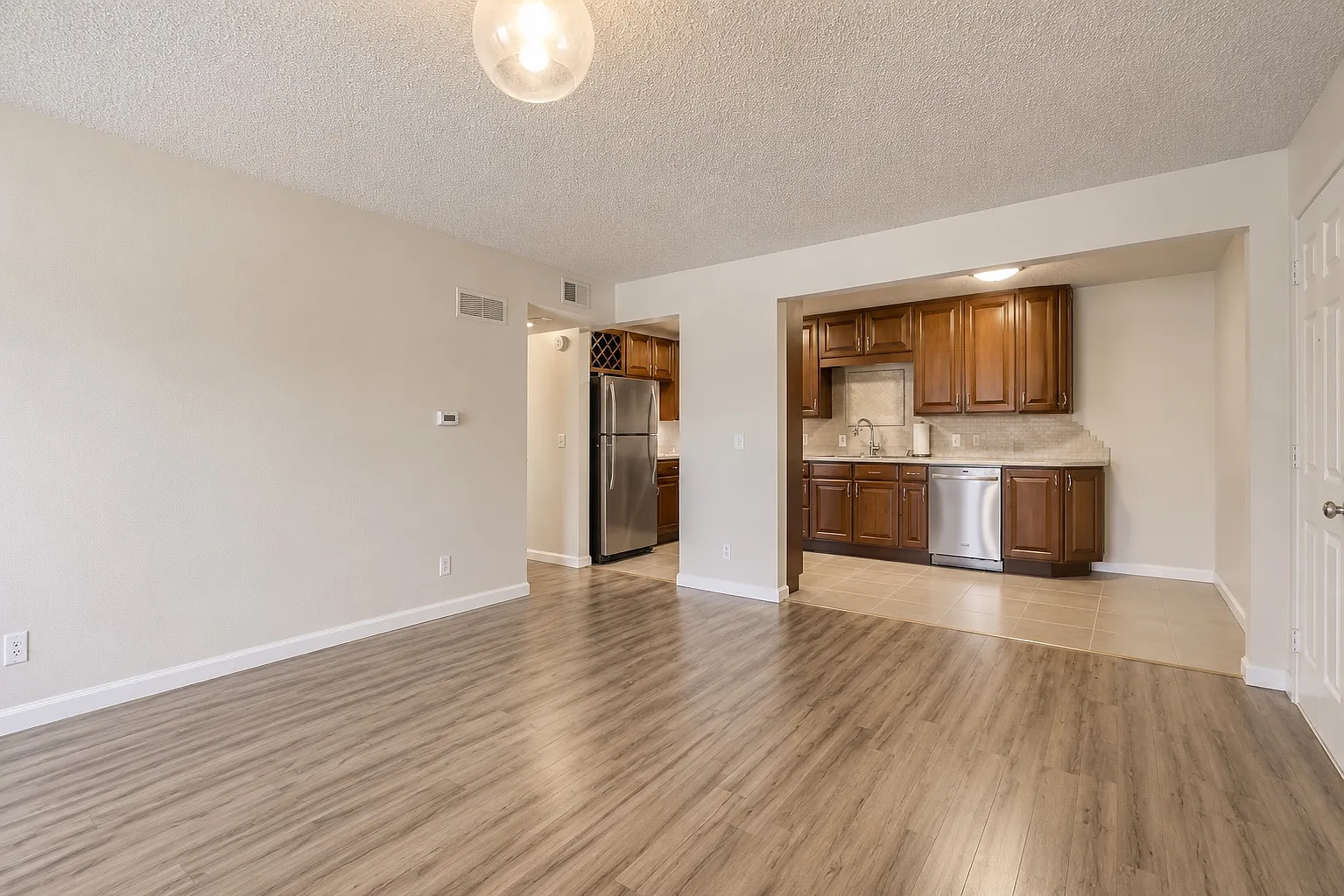 7665 E Eastman Ave — Photo 2