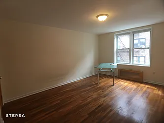 Rented by Sterea Agency