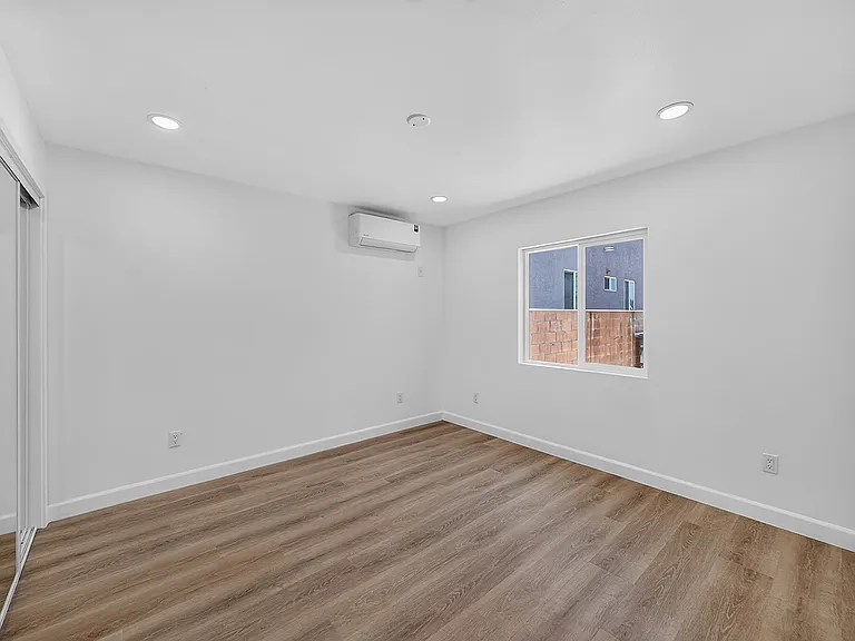12250 Carver Ln — Photo 25