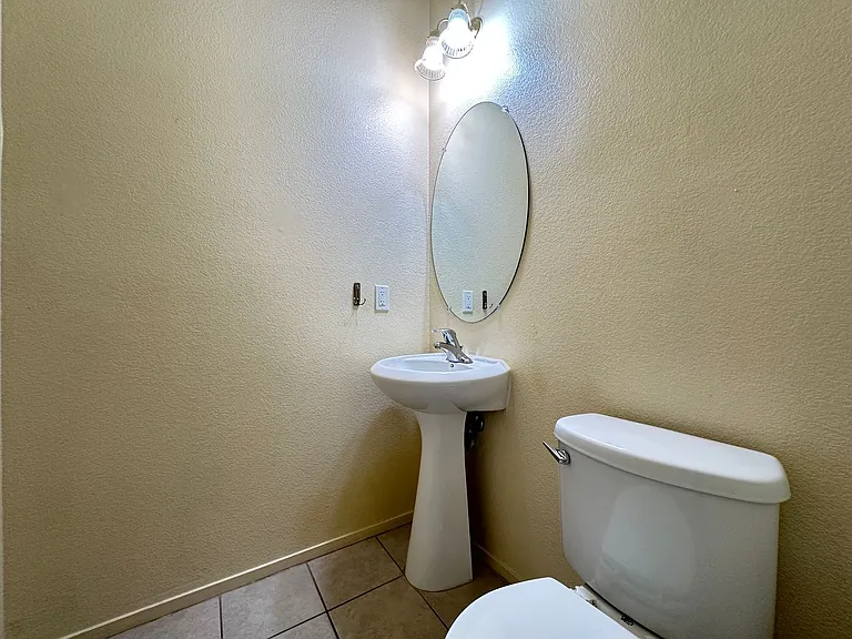 9032 Rutherford Grove St — Photo 20
