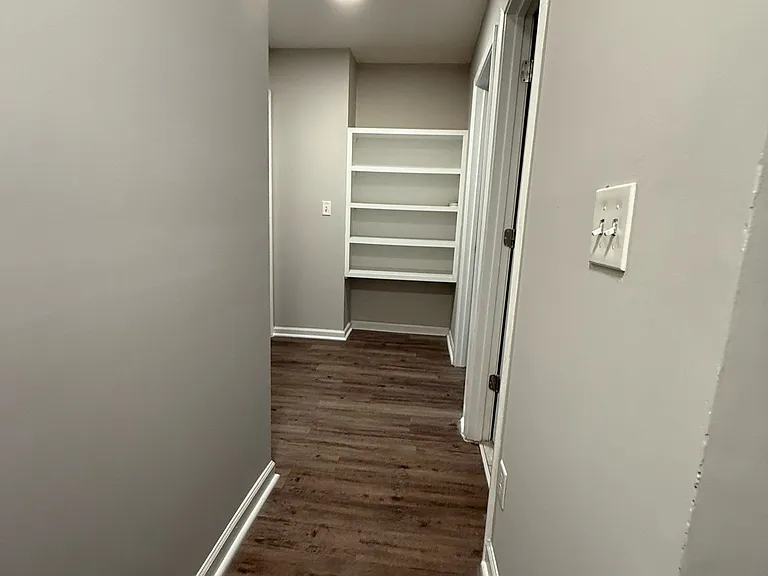 1008 Hopkins Xing — Photo 5