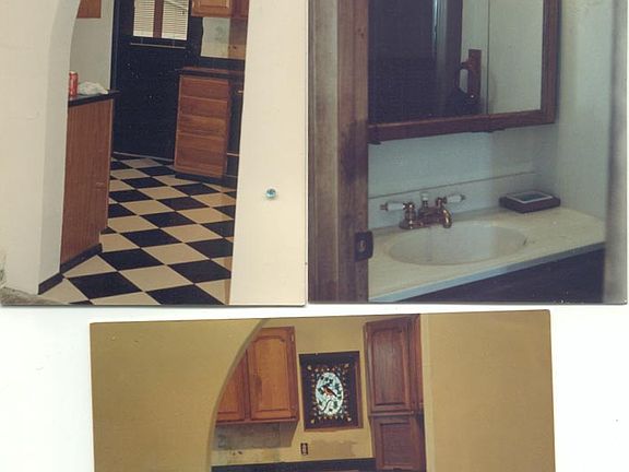 4th image of 4410 Crawford Ave #2