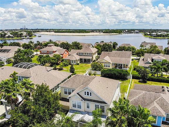 2nd image of 555 Manns Harbor Dr