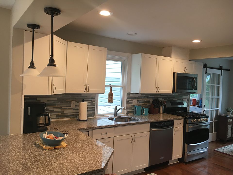 2nd image of 40 Washburn Ave