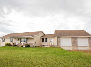 1063 Hageman Rd, Belleville, WI 53508