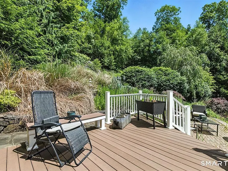 11 Squantz View Dr — Photo 25