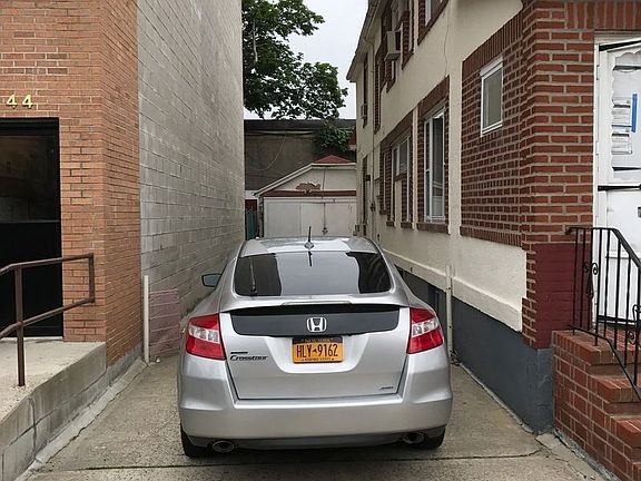 2nd image of 7542 113th St