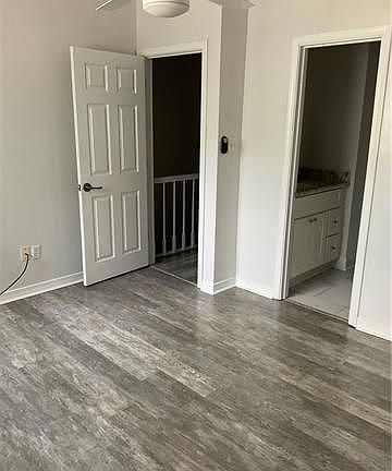 5th image of 2619 Rue Saint Martin