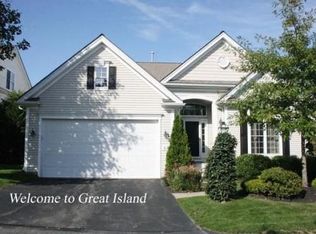 57 Champlain Cir, Plymouth, MA 02360