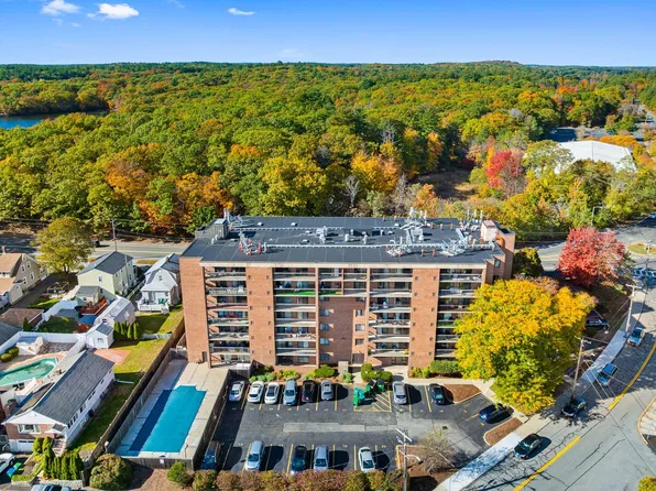 289 Elm St #55, Medford, MA 02155
