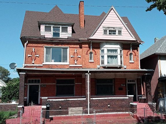 2nd image of 744 W Grand Blvd