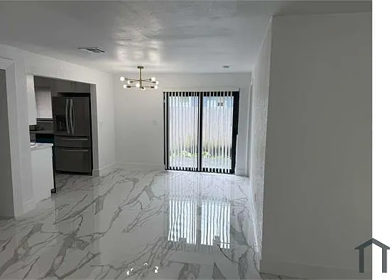 3 bed, 1650 sqft, $3,500 — Photo 1