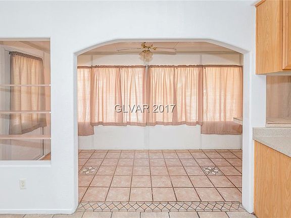 5th image of 4905 Signal Dr