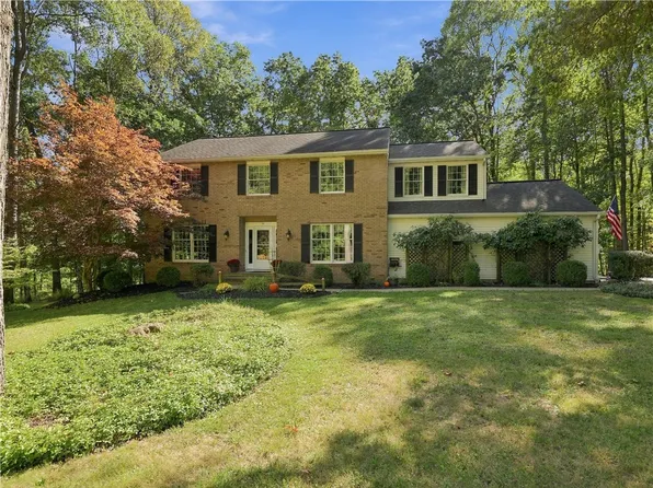 16 Knollbrook Ln E, Painted Post, NY 14870
